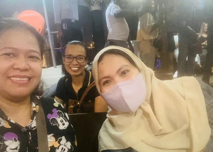 Tanoshi Pod Hostel - Deira Al Rigga