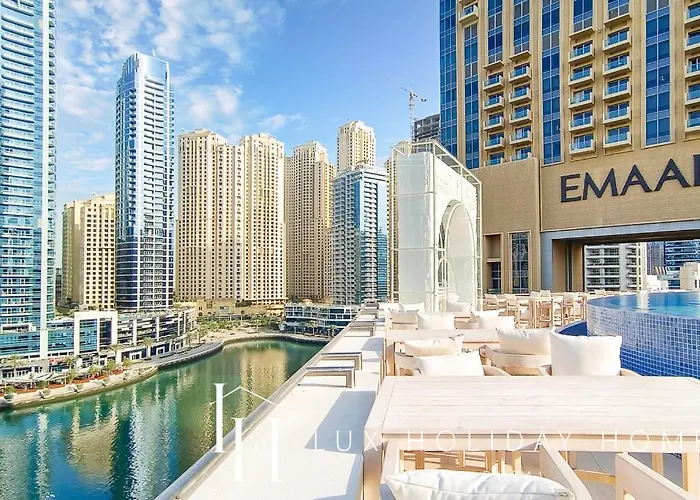Lux The Jw Marina Studio 3
