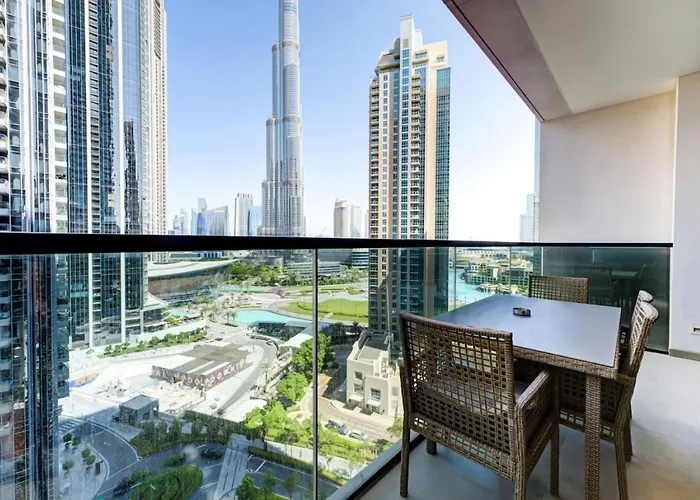 Stylish 2 Bed With Stunning Burj Khalifa View In Downtown