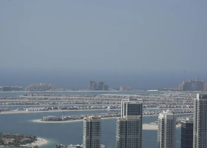 Dhostels - Marina Palm View