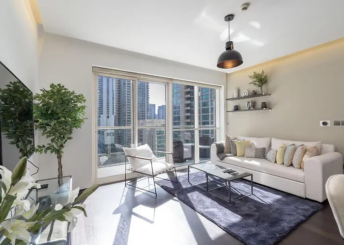 Cozy 1-Bedroom Apartment At West Avenue Tower Near Marina Beach