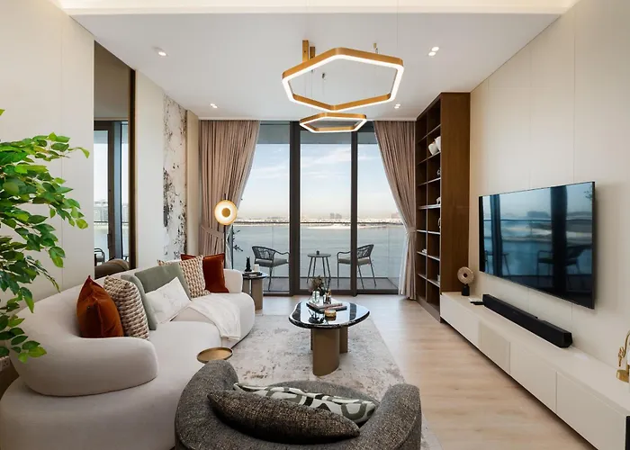 Beach Isle 2, Emaar Beachfront - Mint Stay