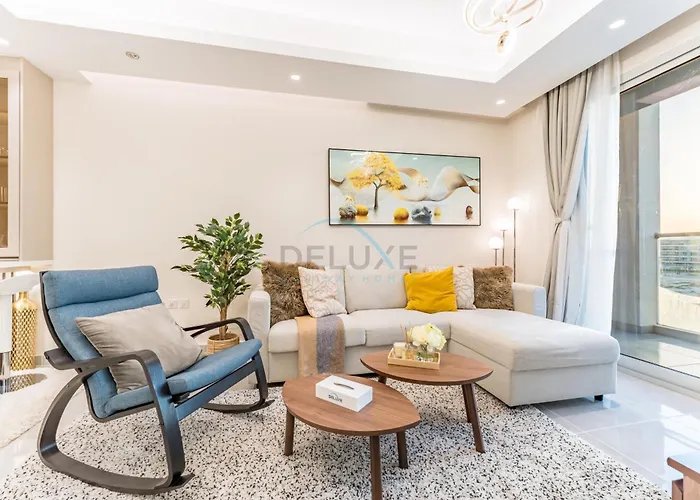 City View 1Br With Private Balcony Near Golf Clubs, Centurion Onyx, Nad Al Sheba By Deluxe Holiday Homes