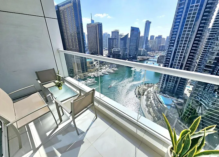 Sunrise Homes - 2 Bedroom With Panoramic Marina Views