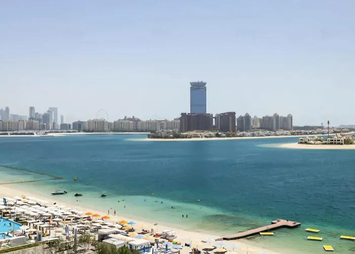 Azizi Mina, Beachfront 1 Bedroom, Sea View, Private Balcony