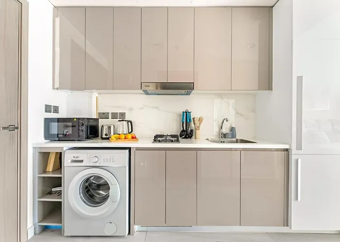 First Class Studio Modern Vibes In Dubai
