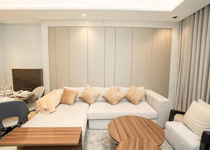 Skyline Retreat Nobles Tower High-Floor 2Br
