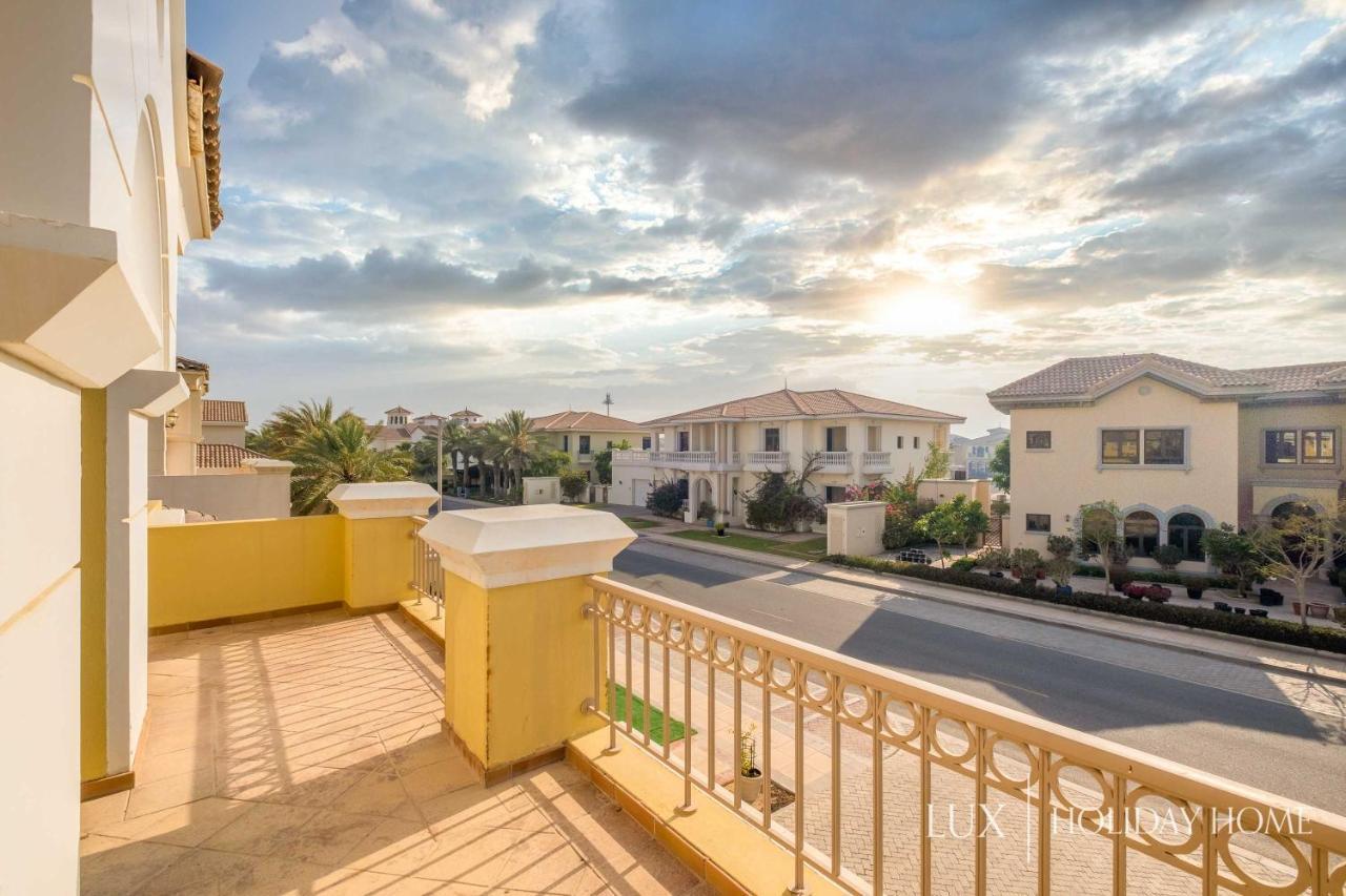 Lux - The Savoy Palm Villa