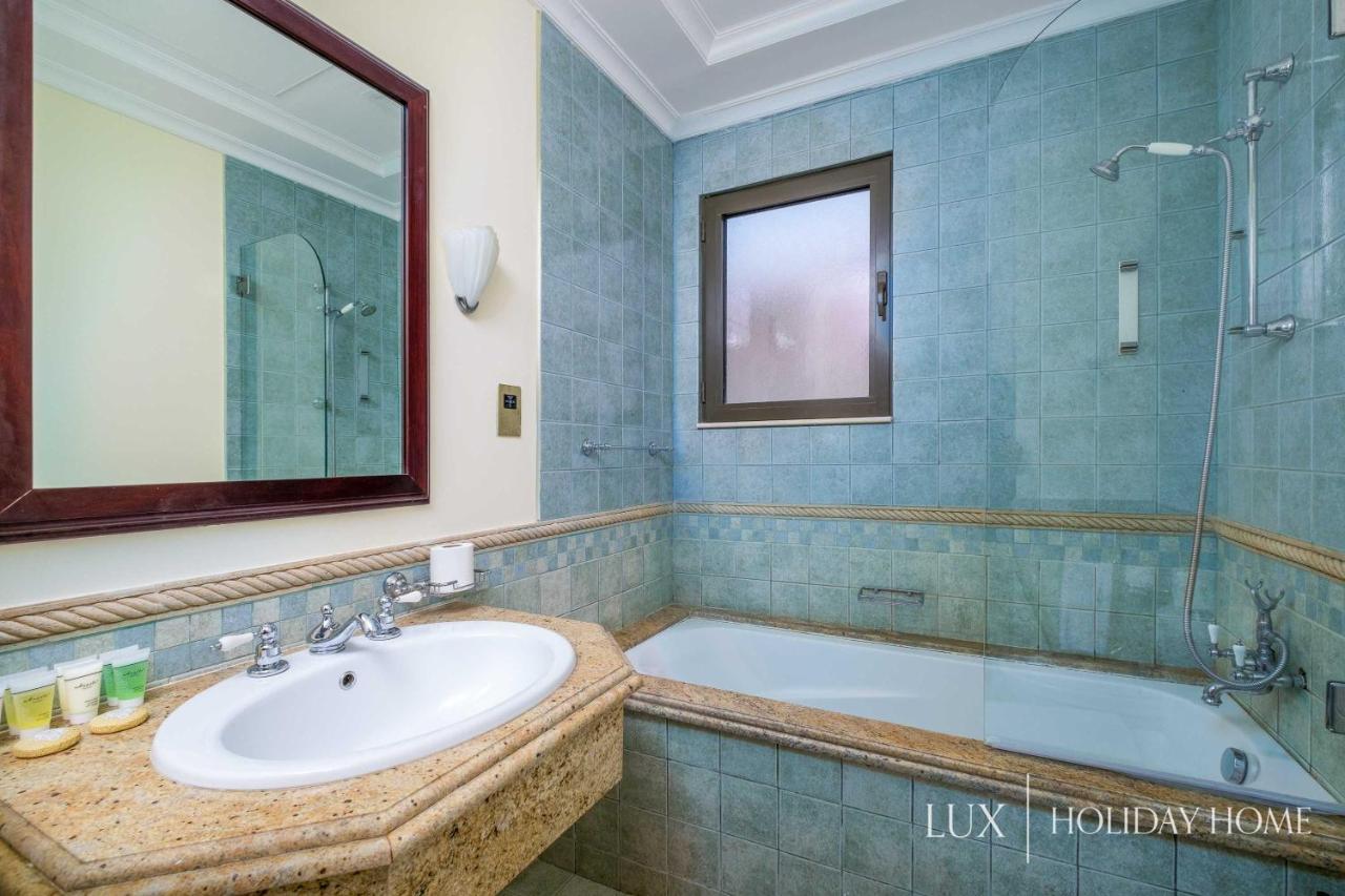 Villa Lux - The Savoy Palm *