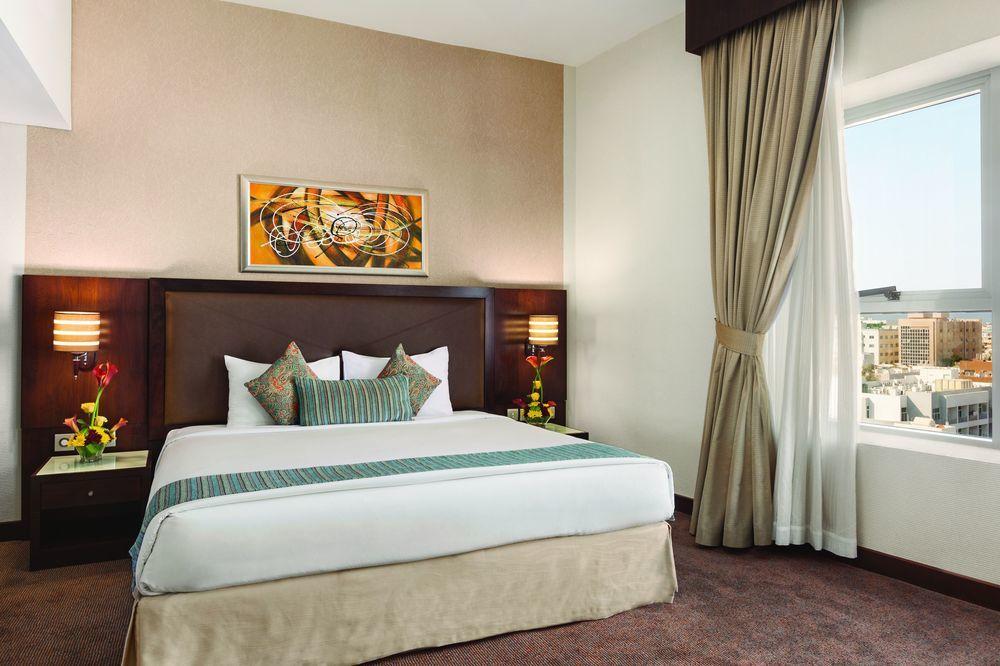 Ramada By Wyndham Deira Hotel 4*