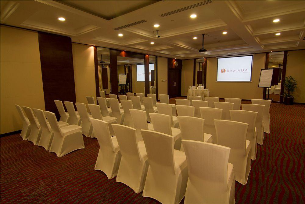 Ramada By Wyndham Deira Hotel