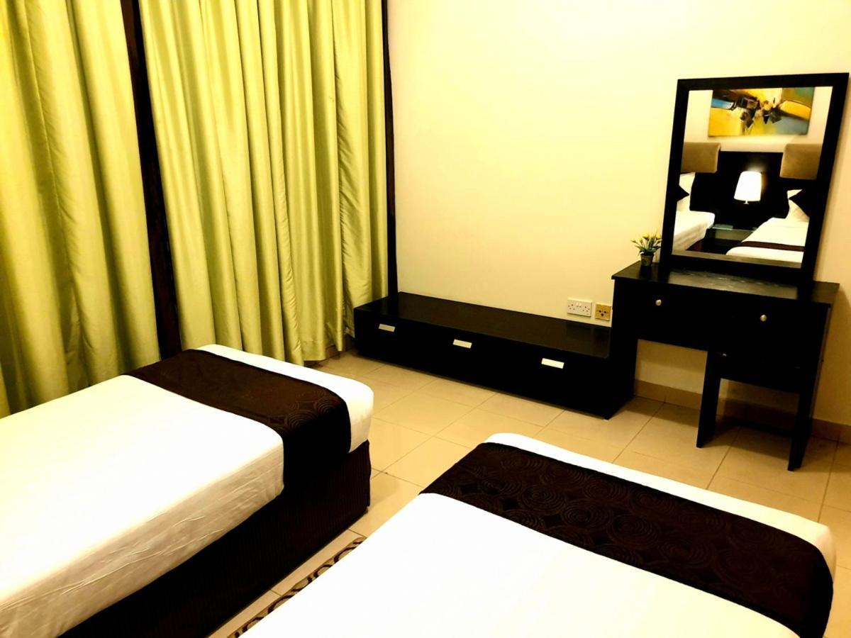 Apartahotel Fortune Classic Apartment, Airport ,near Dafza Metro Station 4*