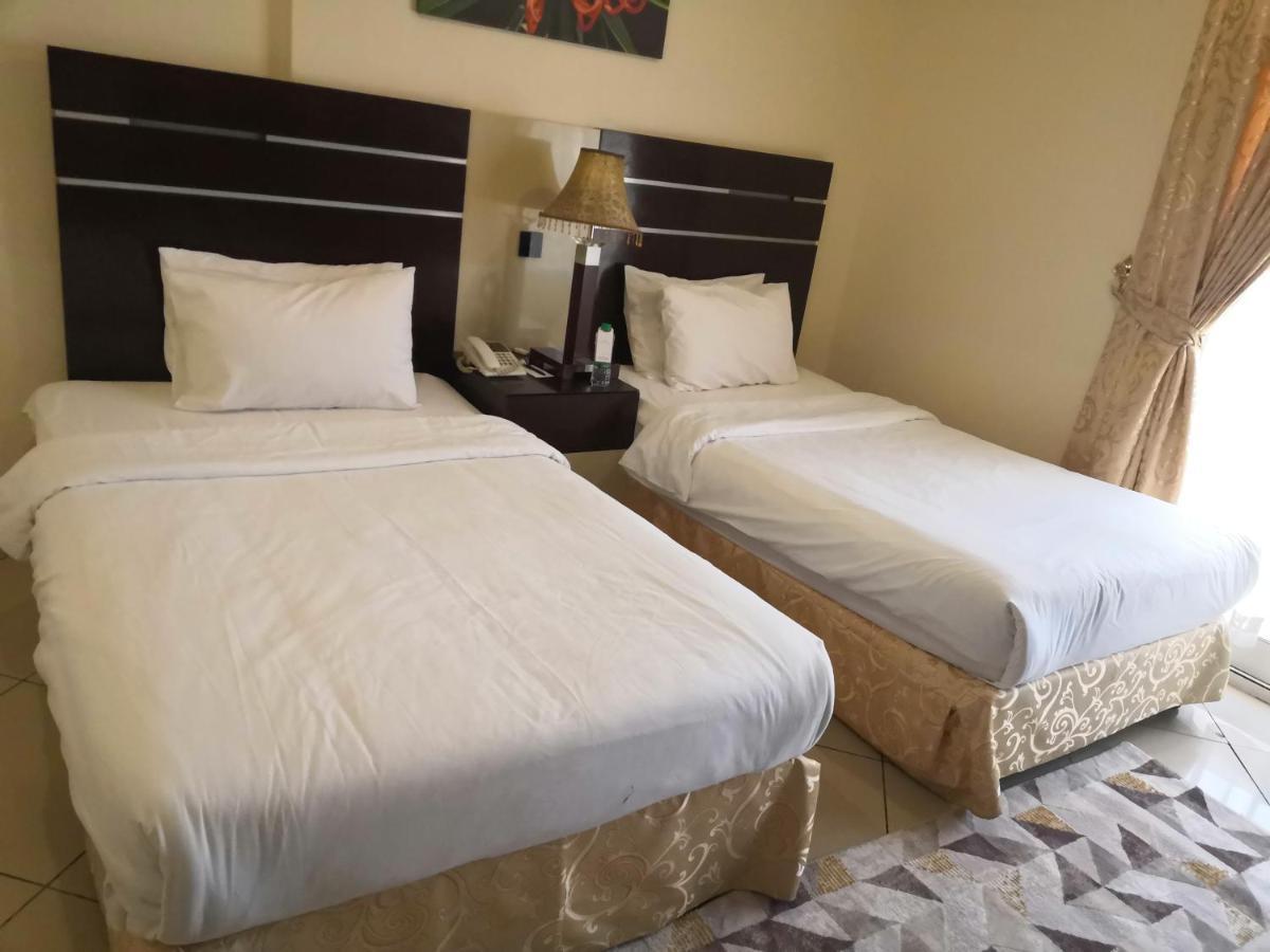 Boulevard Apartahotel