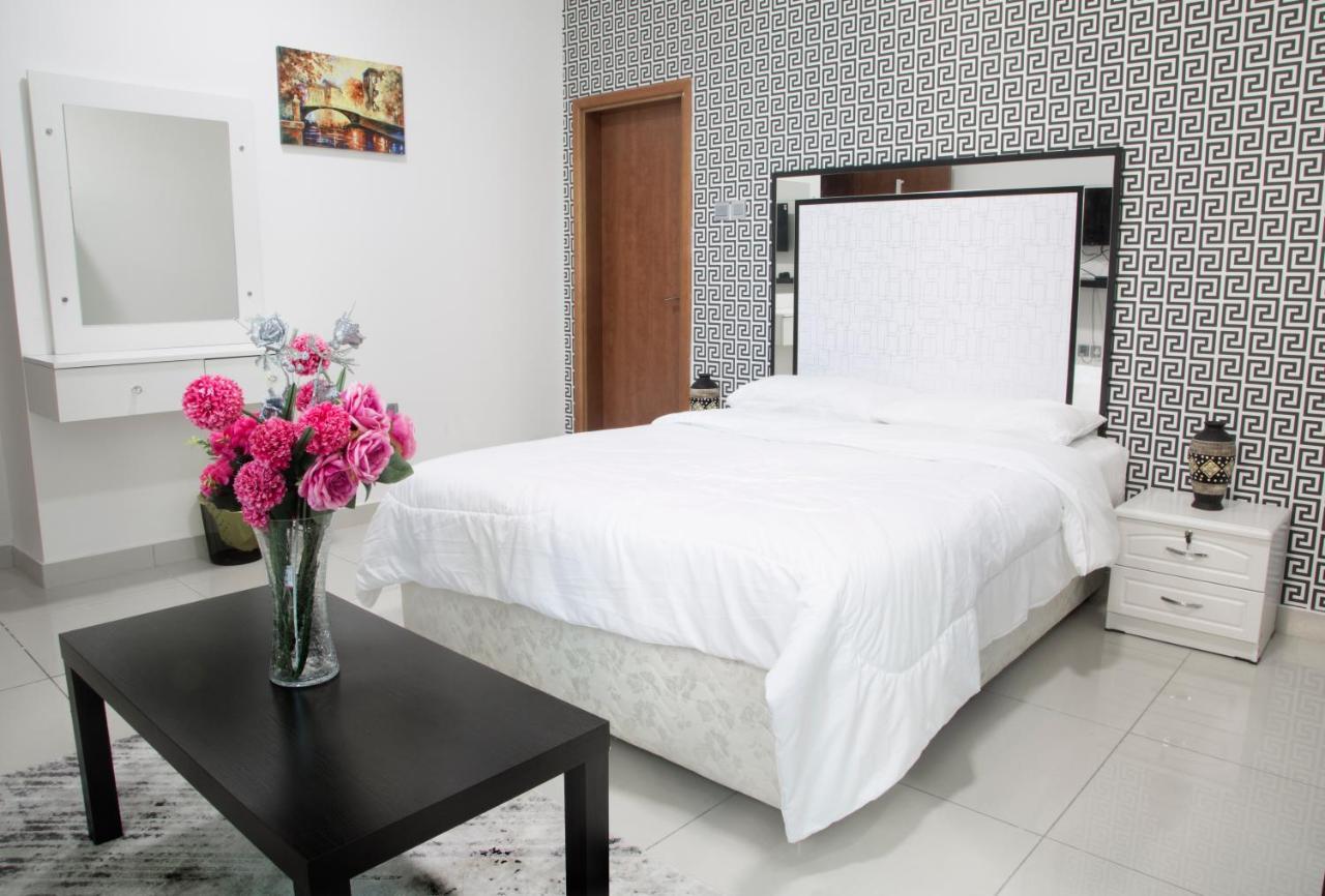 Luxurious Beach Front With Sea View-private Bathroom Hospedagem domiciliar