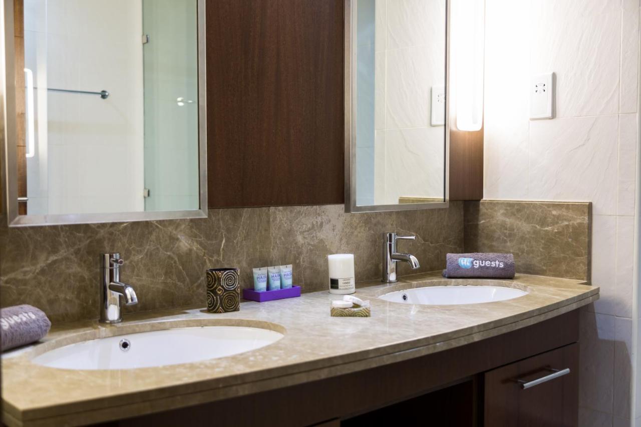 Higuests - Luxury Apt With Balcony, Steps From Burj Khalifa * Dubai