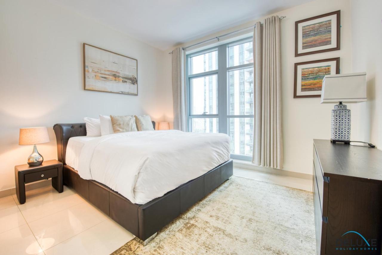 Close To Burj Khalifa & Mall With Relaxing Balcony, Claren Tower 1, Downtown By Deluxe Homes *