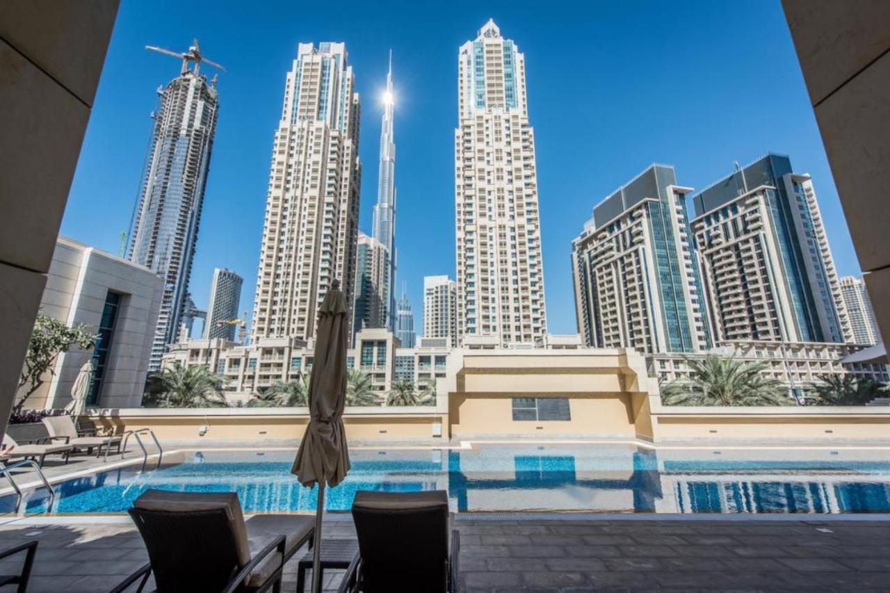 Close To Burj Khalifa & Mall With Relaxing Balcony, Claren Tower 1, Downtown By Deluxe Homes Appartement Dubaï