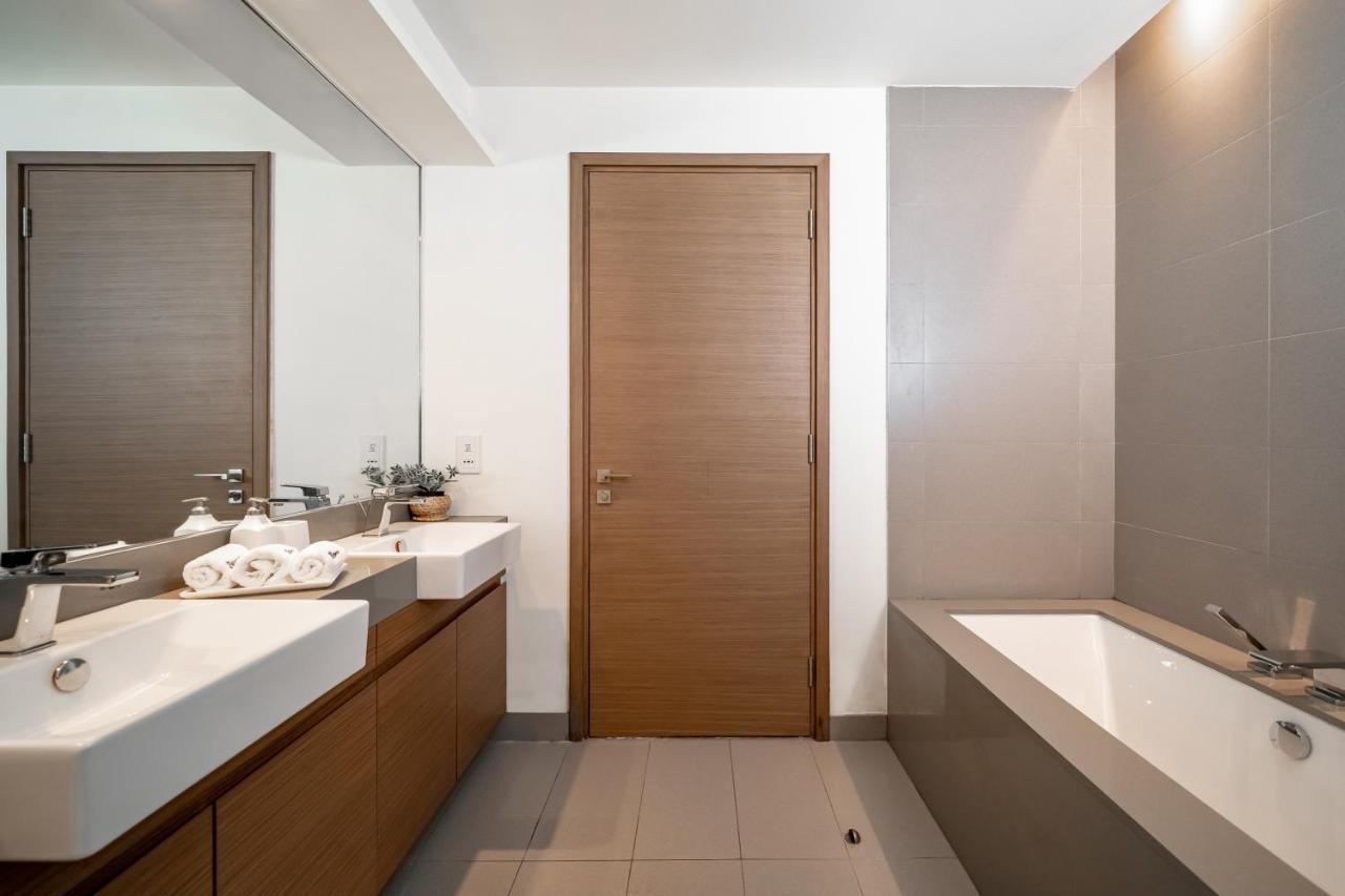 Higuests - Stunning Family Size Apt With Panoramic Views Appartement *