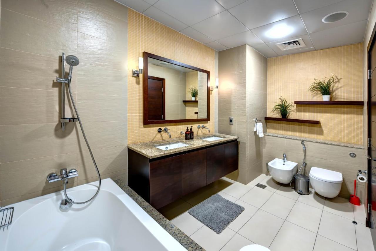 Bnbmehomes - Private Beach, Infinity Pool, Club At Andaaz -402 Appartement Dubai
