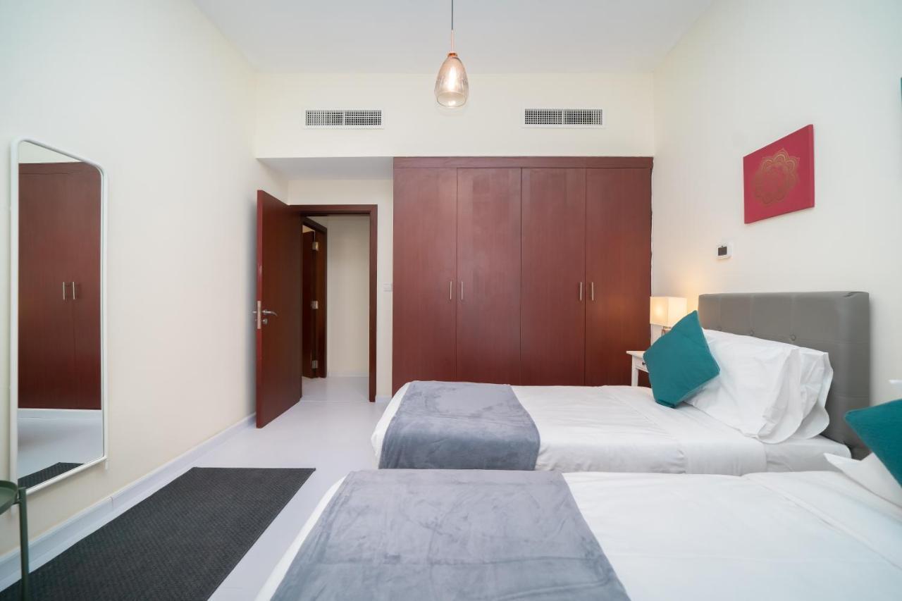 Higuests - Fantastic Sea Views Apt In Jbr By The Appartamento