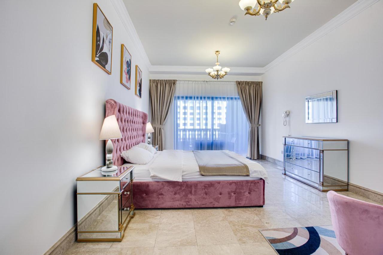 Apartamento South & North Palm Jumeirah Dubái