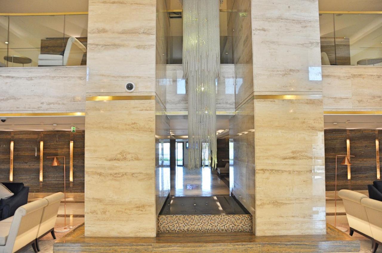 Spacious 4 Bd With Amazing Sea View Dubai
