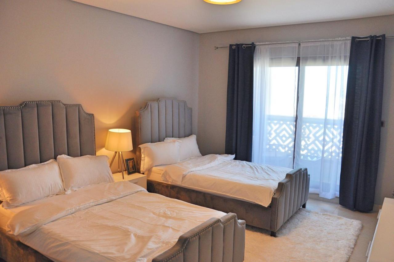 Apartment Spacious 4 Bd With Amazing Sea View *