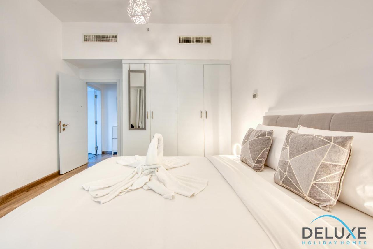 Serene 2br At Rimal 1 By Deluxe Holiday Homes Lägenhet Dubai