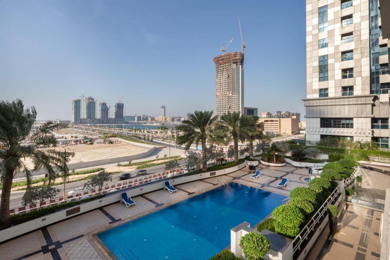 Frank Porter - Emirates Crown Tower Apartamento