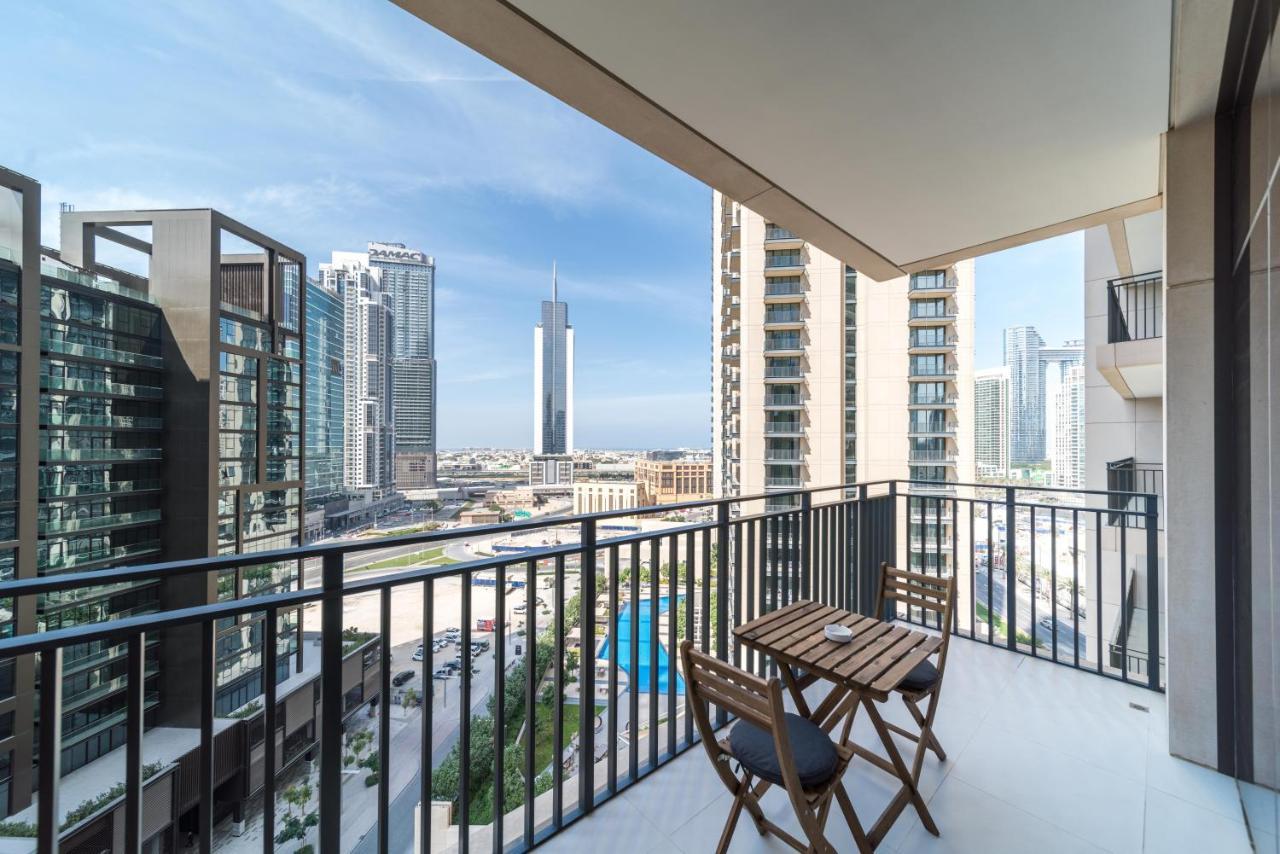 Lux Boulevard Dowtown Views *