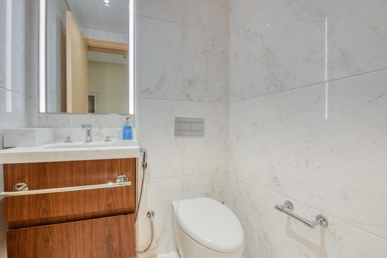 Rh- Downtown Delight, Spacious 01br Near Mall & Burj Khalifa, Rp Heights Dubái