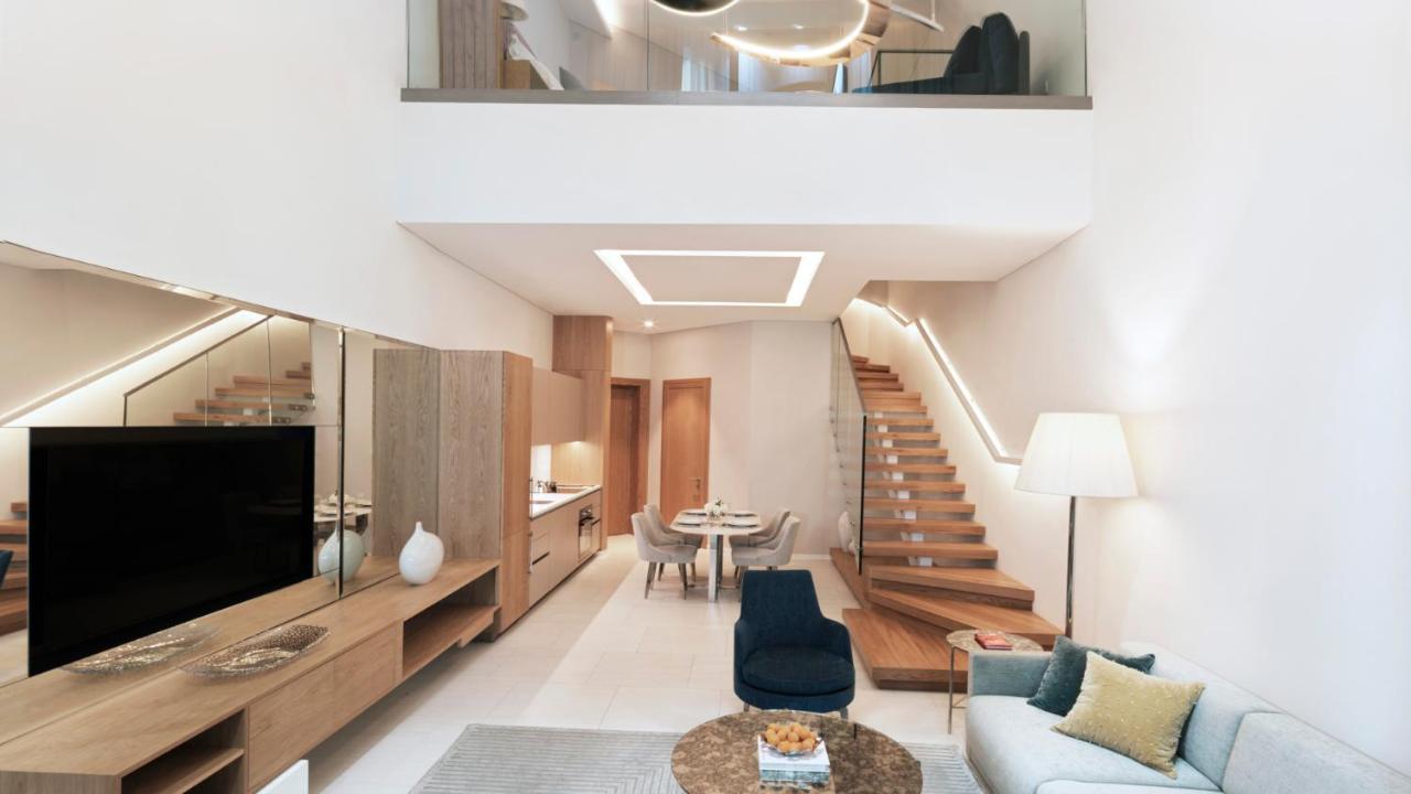 Sls & Residences 5*