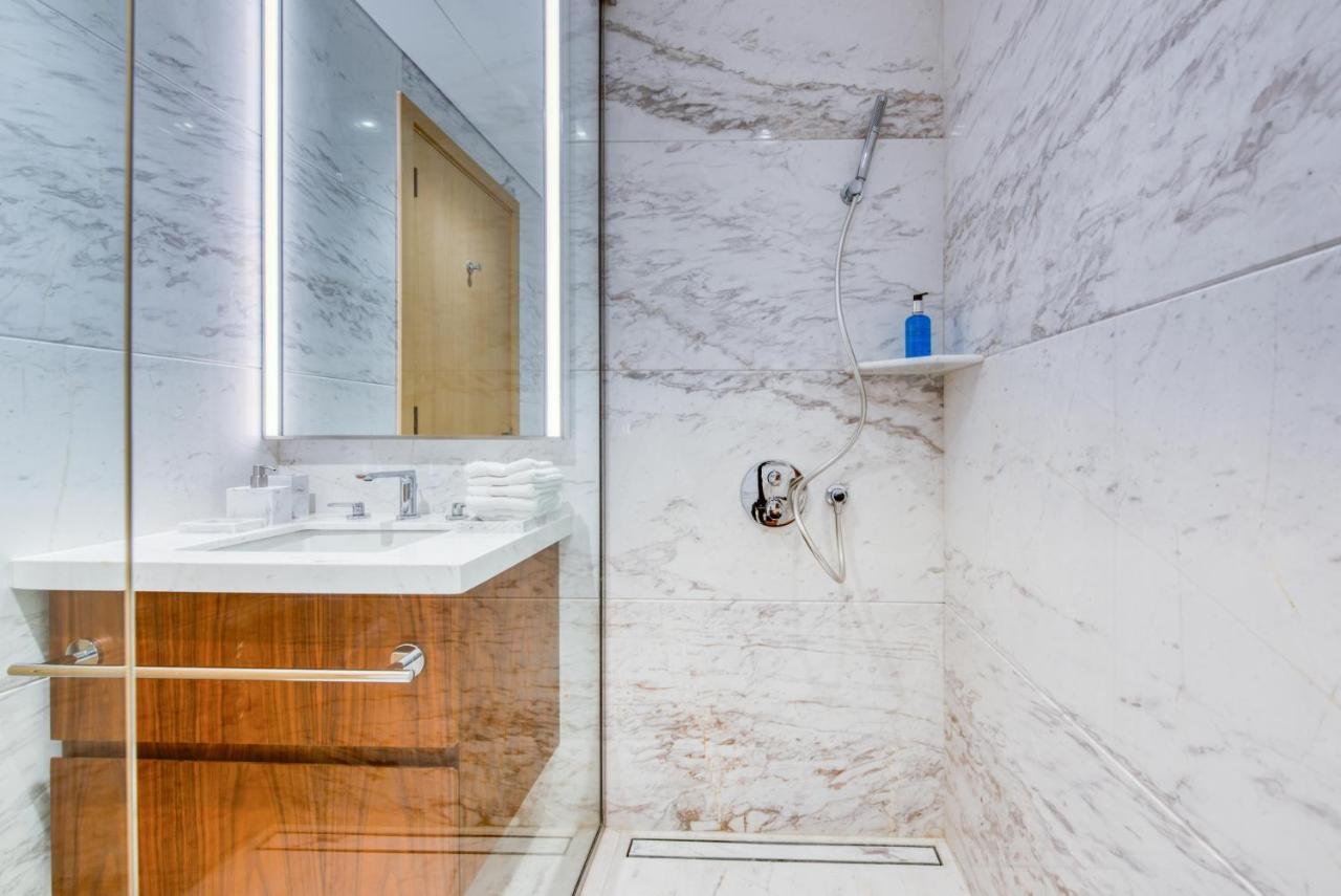 Rh- Modern Comfort & Bright 1br Near Mall, Views *