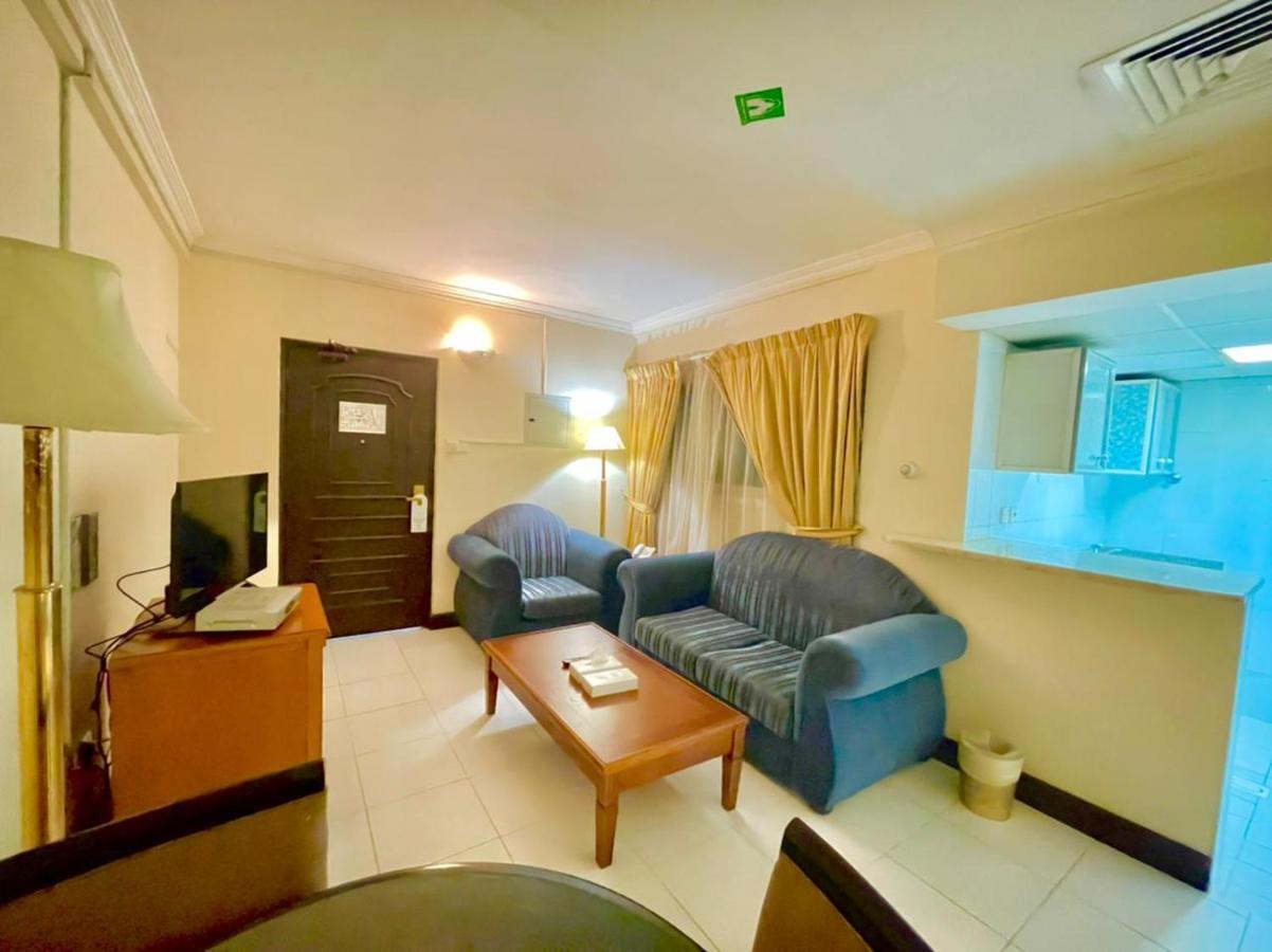 Apartment Al Nakheel Dubai