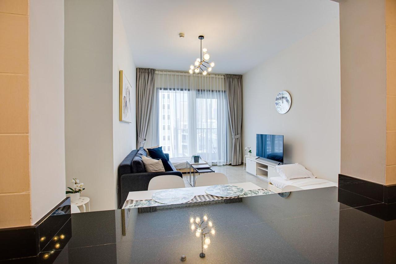 1bd In Sparkle Tower By Swarovsky Big Capacity * Dubai