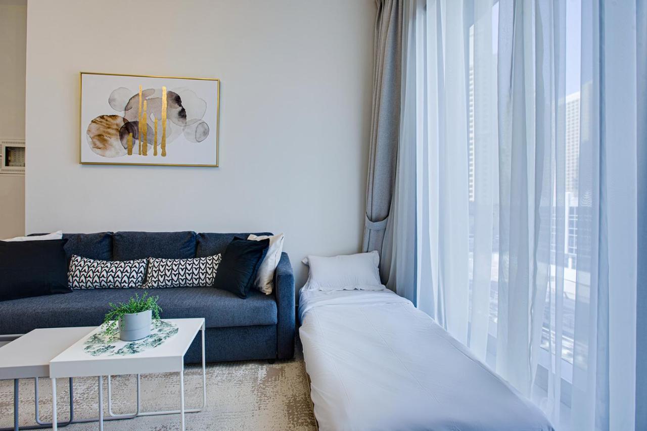 1bd In Sparkle Tower By Swarovsky Big Capacity * Dubai