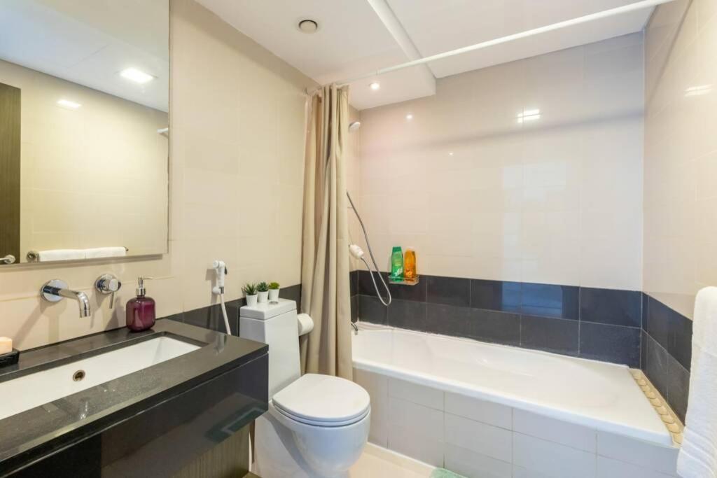 Xanadubai Loft Tower - Your Away From In Downtown Dubai! Lägenhet *