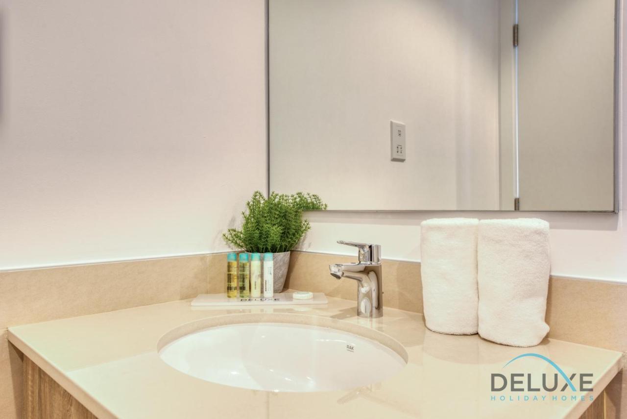 Chic 1br In Town Square Dubailand By Deluxe Homes Apartment Dubai