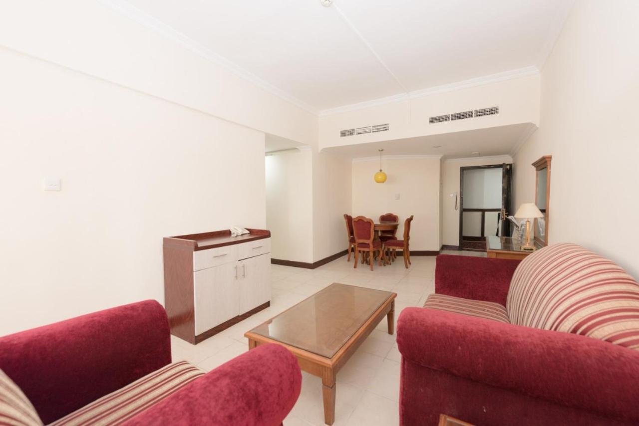 Deebaj Plaza Apartahotel