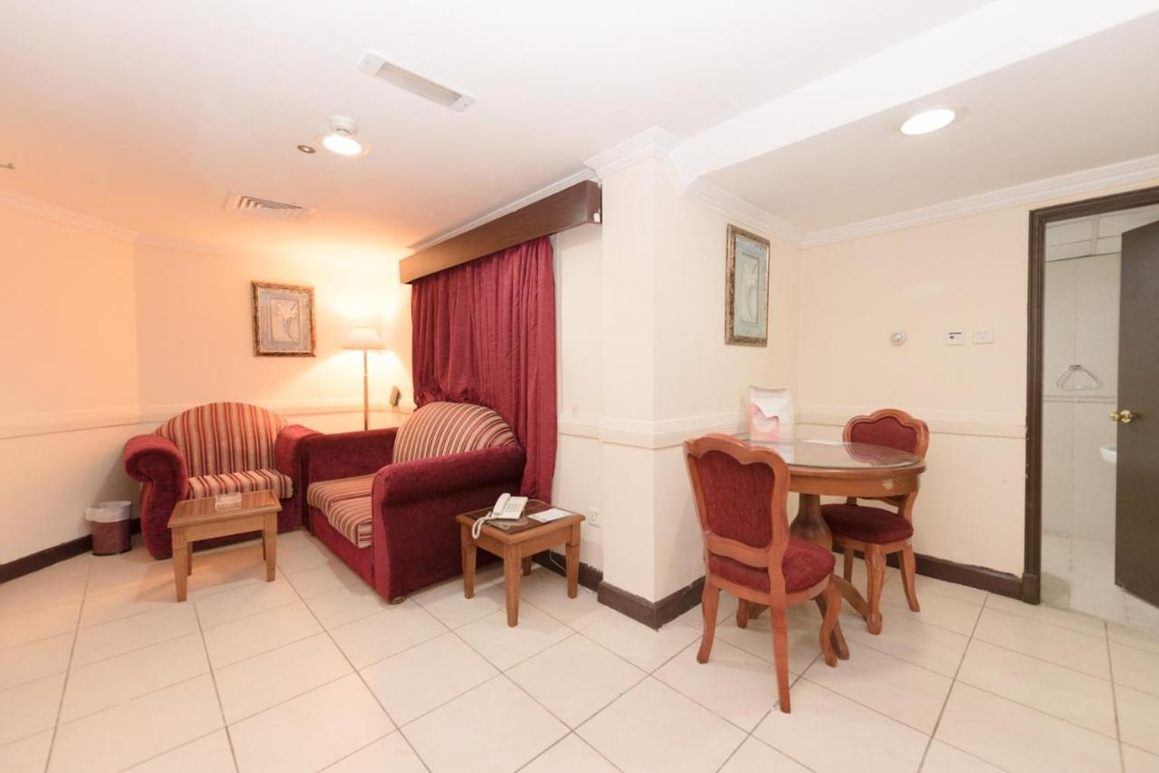 Deebaj Plaza 3* Dubái