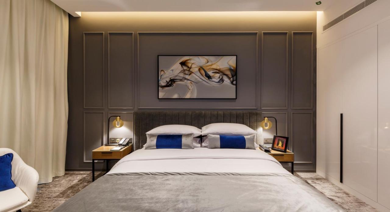 Rose Executive - Dwtc 3*