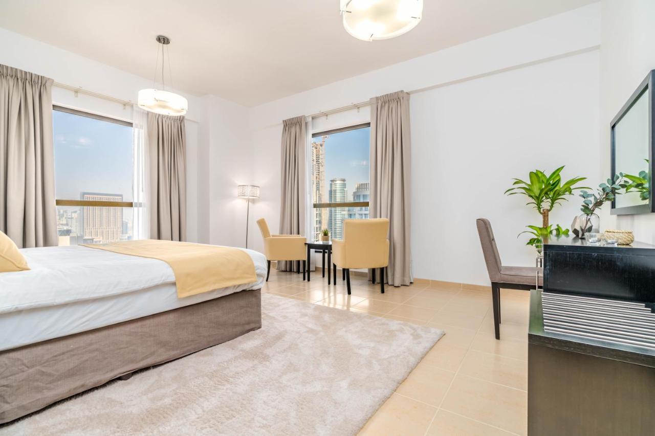 Livein Homes - Jbr Apartamento