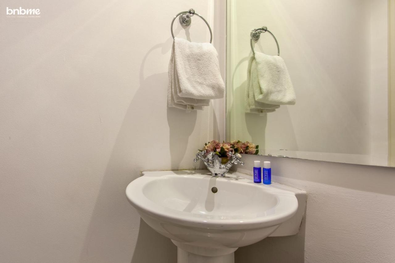 Bnbmehomes - Traditional Meets Modern In Downtown - 5041 Apartament Dubai