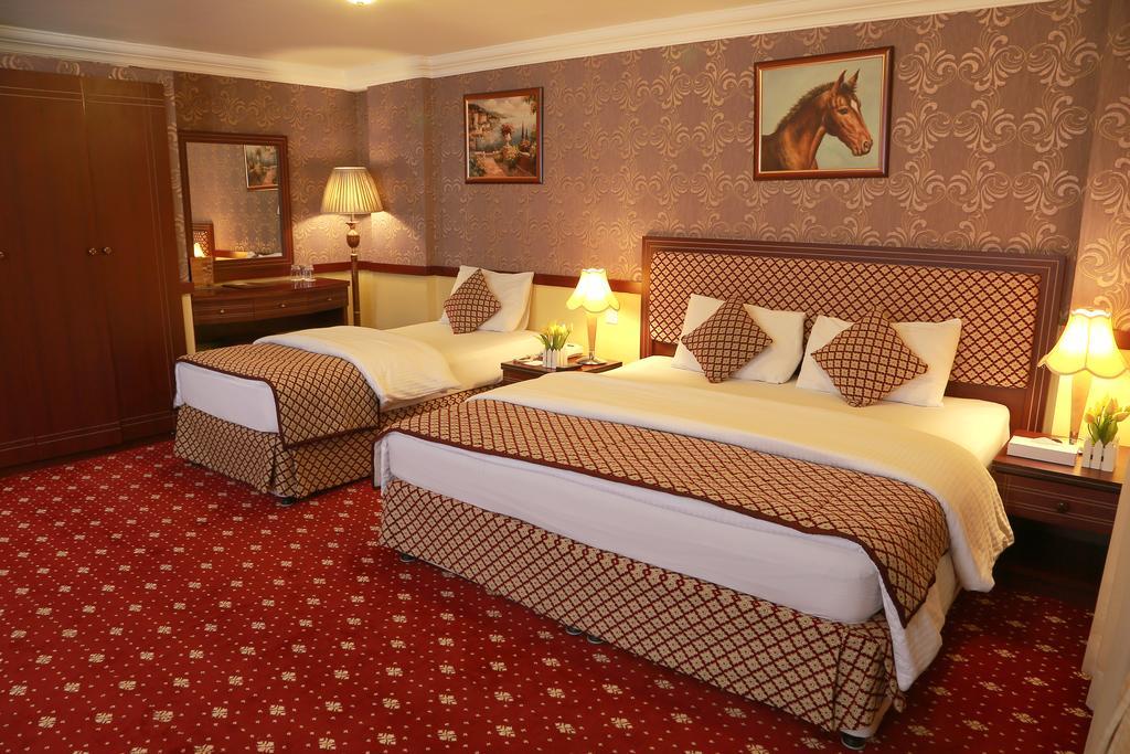 Hotell Sadaf 3*