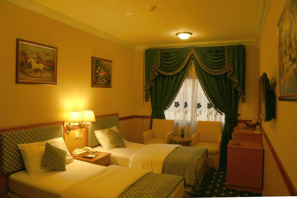 Sadaf Hotell