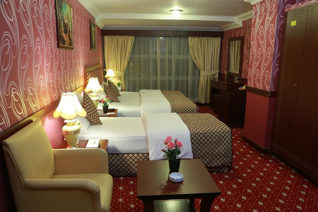 Hotell Sadaf 3*