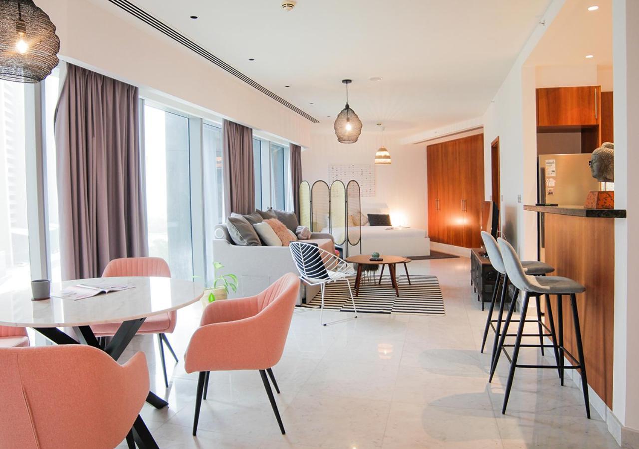 Nasma Luxury Stays - Central Park Tower Apartamento Dubái