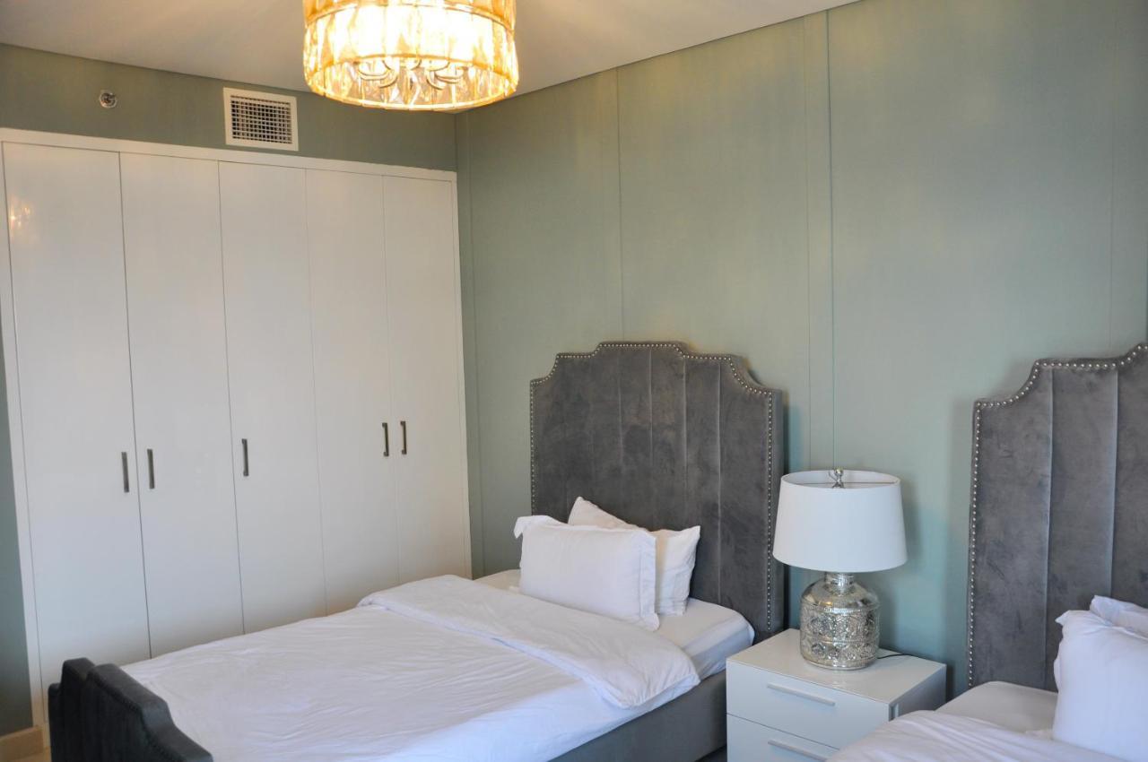 Apartment Spacious 4 Bd With Amazing Sea View *
