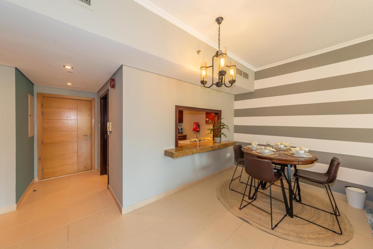 One Bedroom In Burj Views By Radiance Vacation