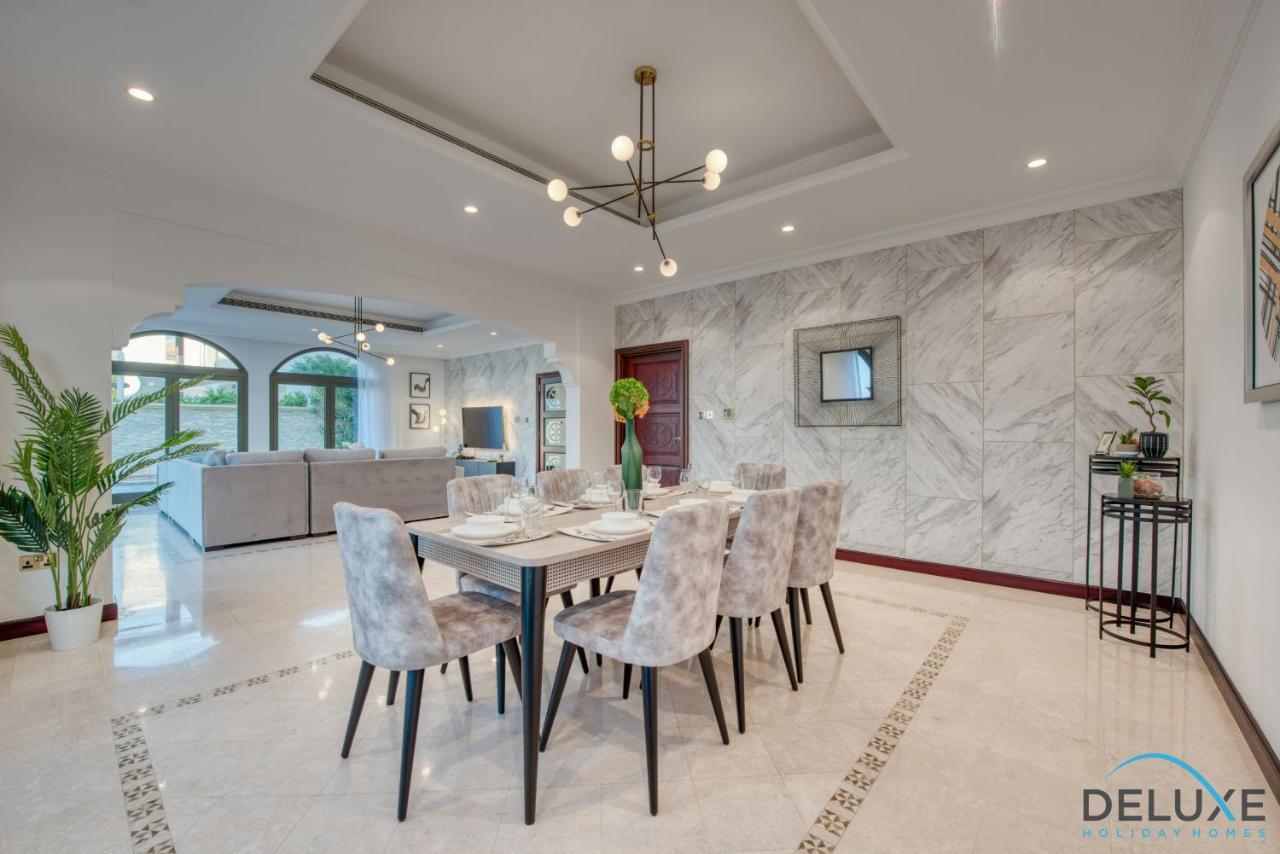 Luxe 5br With Assistant's And Private Pool On Palm Jumeirah By Deluxe Homes Villa Dubai